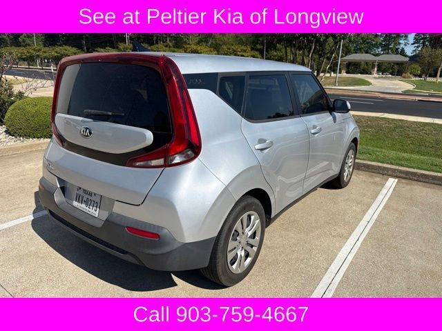 Used 2021 Kia Soul LX FWD image 4