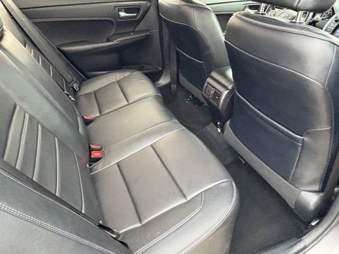 Used 2017 Toyota Camry XLE FWD image 35
