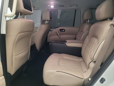 Used 2022 Nissan Armada Platinum w/ Captain's Chairs Package RWD image 18