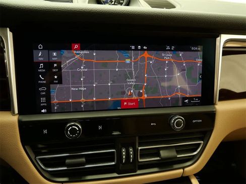 Used 2024 Porsche Macan S image 26