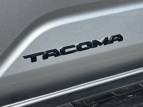 Used 2024 Toyota Tacoma TRD Off-Road AWD/4WD image 24