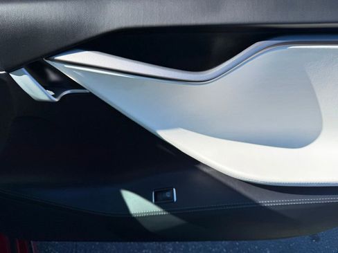 Used 2020 Tesla Model S AWD image 33