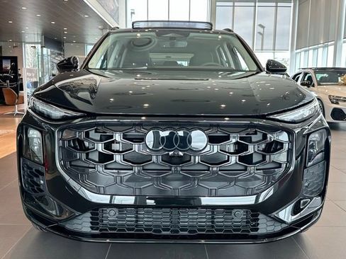 New 2026 Audi Q3 quattro 2.0T image 2