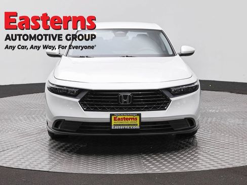 Used 2023 Honda Accord LX image 2