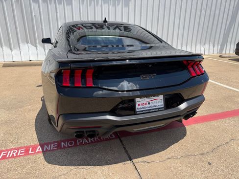 Used 2024 Ford Mustang GT Premium RWD image 5