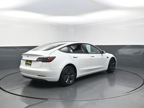 Used 2023 Tesla Model 3 Standard Range RWD image 9
