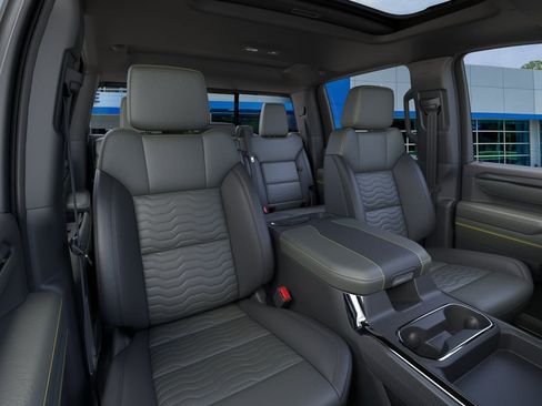 New 2026 Chevrolet Silverado 2500 ZR2 AWD/4WD image 16