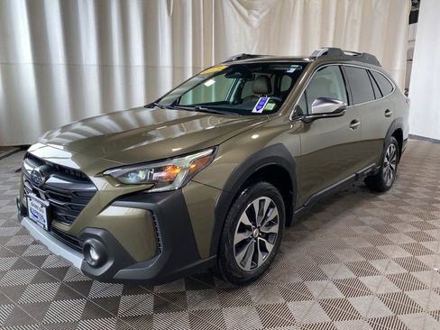 Used 2025 Subaru Outback Touring XT image 7