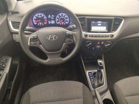 Used 2021 Hyundai Accent SE FWD image 22