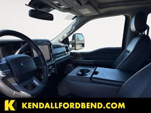 Certified 2025 Ford F350 Lariat w/ FX4 Off-Road Package AWD/4WD image 9