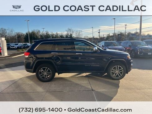Used 2017 Jeep Grand Cherokee Limited image 4