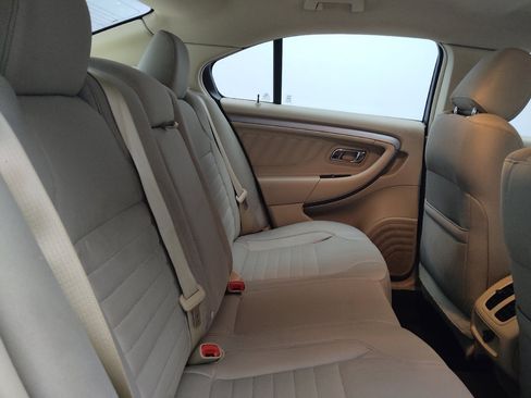 Used 2015 Ford Taurus SE FWD image 19