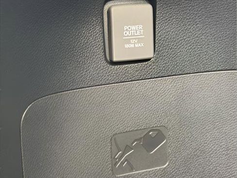 Used 2022 Honda Pilot Black Edition image 31