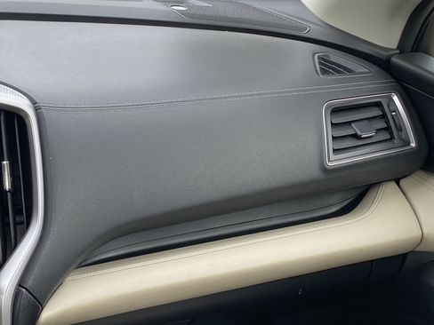 Used 2019 Subaru Ascent Limited w/ Popular Package #2A image 23