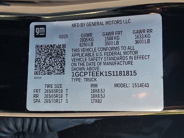 Used 2025 Chevrolet Colorado Trail Boss AWD/4WD image 28