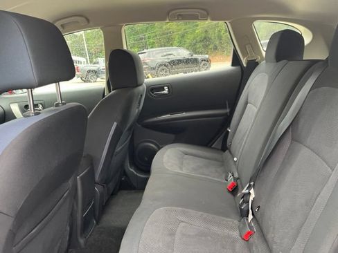 Used 2014 Nissan Rogue S w/ Convenience Package FWD image 11