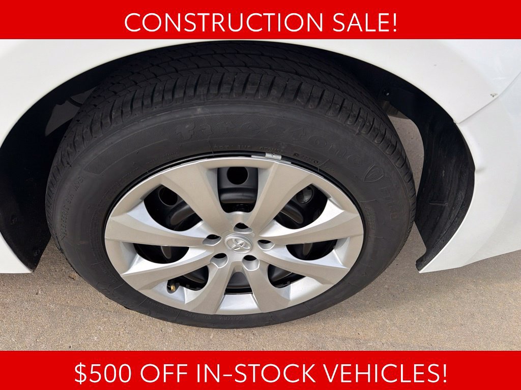 Used 2026 Toyota Corolla LE FWD image 27