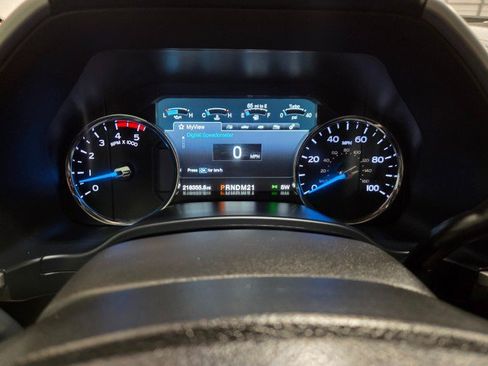 Used 2017 Ford F250 Lariat w/ Lariat Value Package AWD/4WD image 46