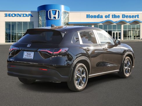 New 2027 Honda HR-V LX image 7