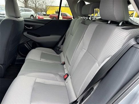Used 2025 Subaru Outback Premium image 16