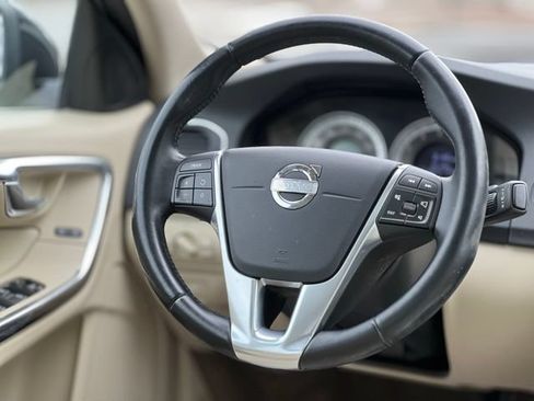 Used 2013 Volvo S60 T5 FWD image 30
