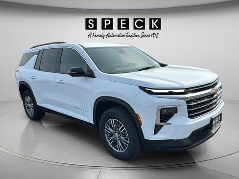 Used 2024 Chevrolet Traverse LT AWD/4WD image 7
