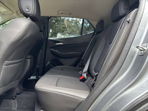 Used 2025 Buick Encore GX Preferred AWD/4WD image 24