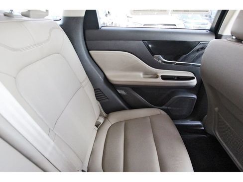Used 2020 Lincoln Corsair FWD w/ Premium Package image 11