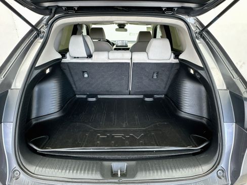 Used 2023 Honda HR-V LX image 16
