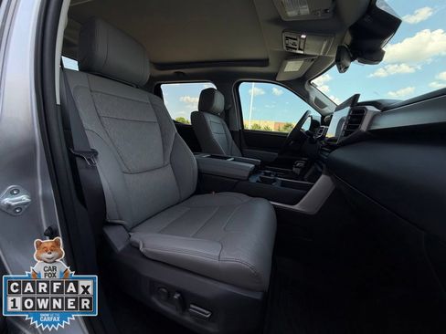 Used 2024 Toyota Tundra Limited AWD/4WD image 25