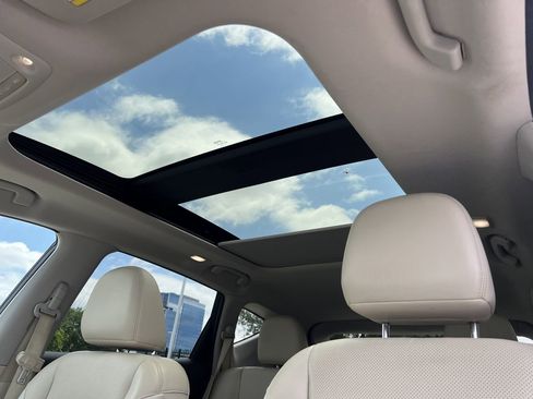 Used 2015 Nissan Murano Platinum w/ Platinum Technology Package FWD image 23