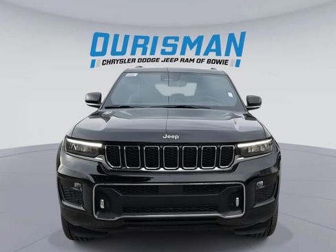 New 2025 Jeep Grand Cherokee Overland w/ Luxury Tech Group IV AWD/4WD image 8
