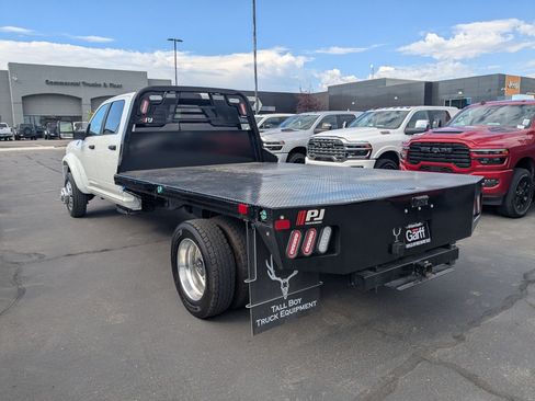Used 2024 RAM 5500 SLT w/ Quick Order Package 2YG SLT AWD/4WD image 9
