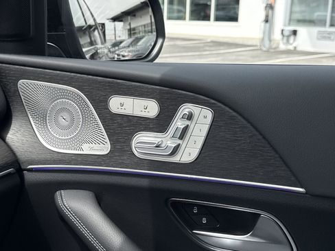 New 2026 Mercedes-Benz GLS 450 4MATIC image 39