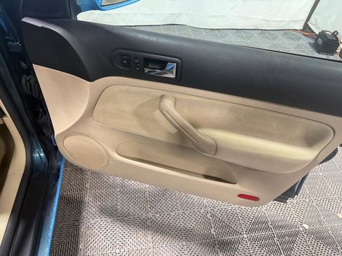 Used 2002 Volkswagen Jetta GLS FWD image 15