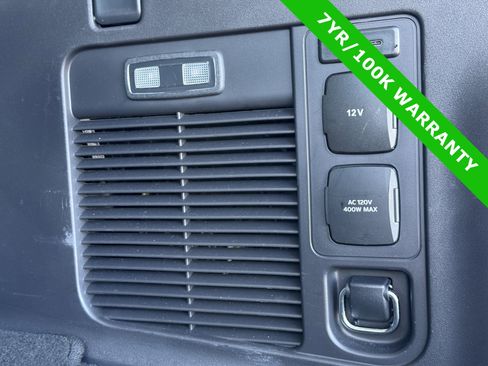 Certified 2025 Ford Expedition Active image 16