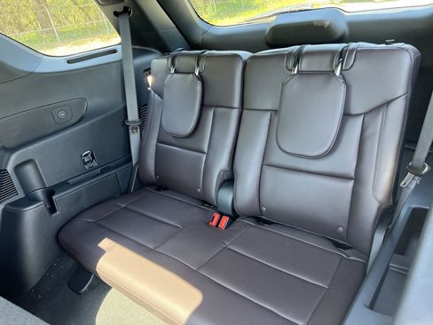 New 2026 Ford Explorer Platinum w/ LUX Leather Package AWD/4WD image 26