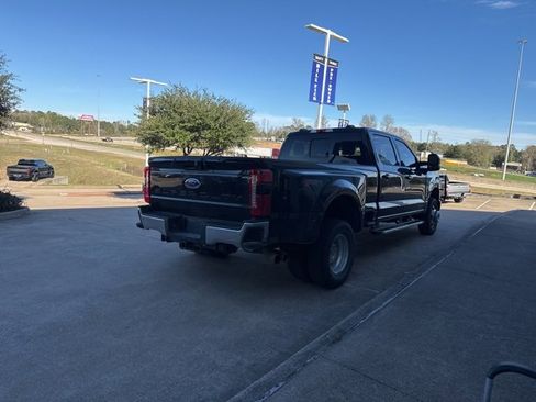 Used 2024 Ford F350 Lariat w/ FX4 Off-Road Package image 7