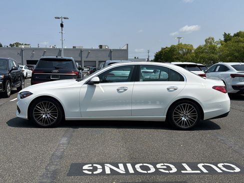 Used 2024 Mercedes-Benz C 300 4MATIC Sedan image 2