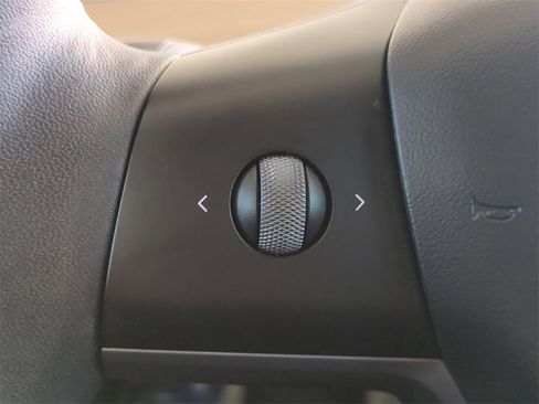 Used 2022 Tesla Model 3 Long Range image 28