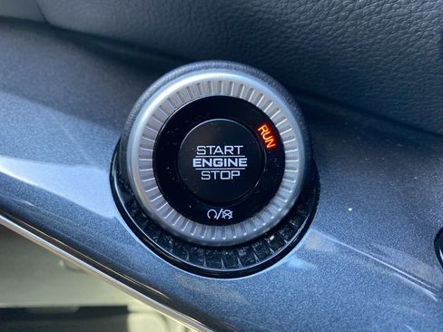 Used 2022 Jeep Wagoneer Series I image 34