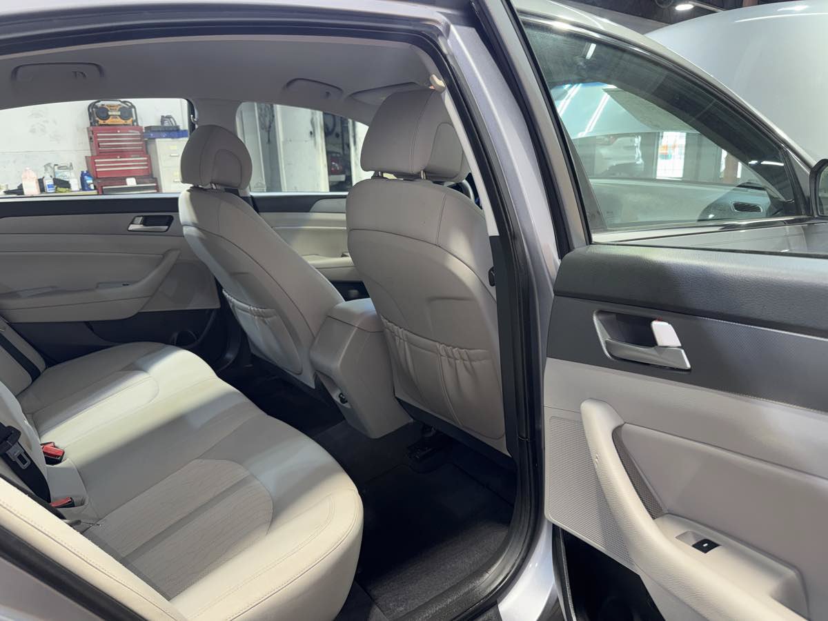 Used 2016 Hyundai Sonata SE FWD image 21