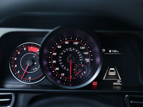 Used 2023 Hyundai Elantra SEL w/ Cargo Package image 18