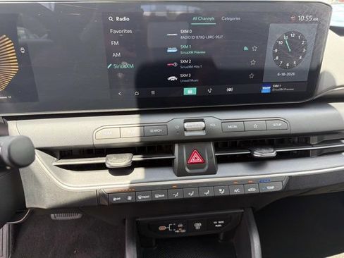 Used 2025 Kia K4 FWD image 27
