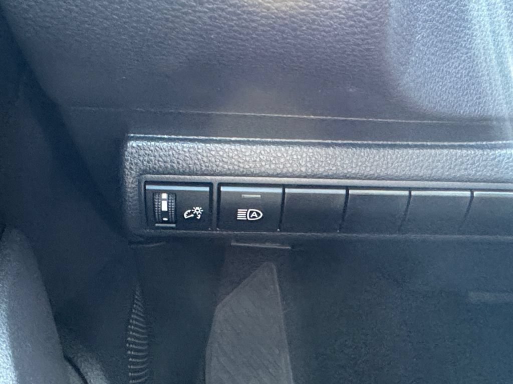 Used 2024 Toyota Corolla LE FWD image 14
