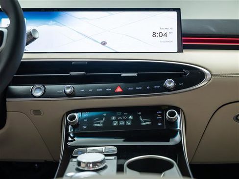 New 2026 Genesis GV70 2.5T image 25