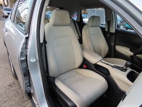 Certified 2023 Honda HR-V LX image 16