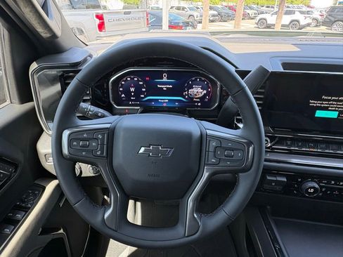 New 2026 Chevrolet Silverado 2500 ZR2 AWD/4WD image 18