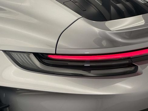 Certified 2025 Porsche 911 GT3 RS RWD image 16
