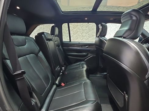 Used 2023 Jeep Grand Cherokee Overland w/ Adv Protech Group III image 15